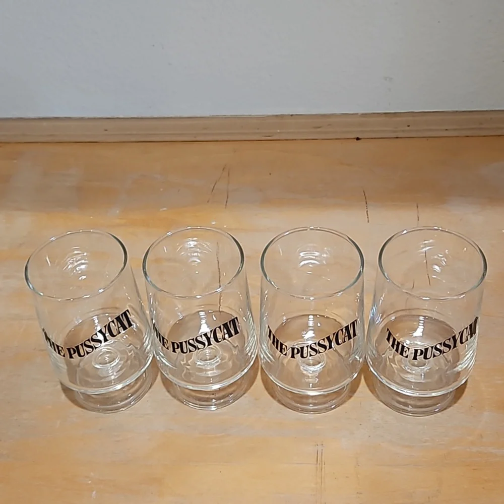 Clear Glass Set - Picture 4 of 4